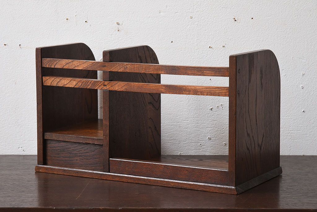 アンティーク雑貨　引き出し付き　栓材製　古い木味のレトロなアンティーク本立て