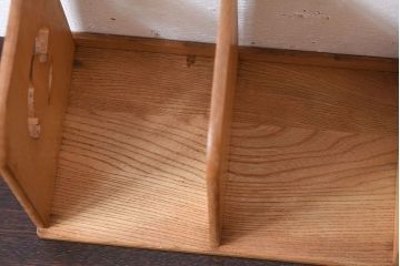 アンティーク雑貨　昭和レトロ　小鳥の透かし彫りがおしゃれなアンティーク本立て