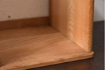 アンティーク雑貨　昭和レトロ　小鳥の透かし彫りがおしゃれなアンティーク本立て