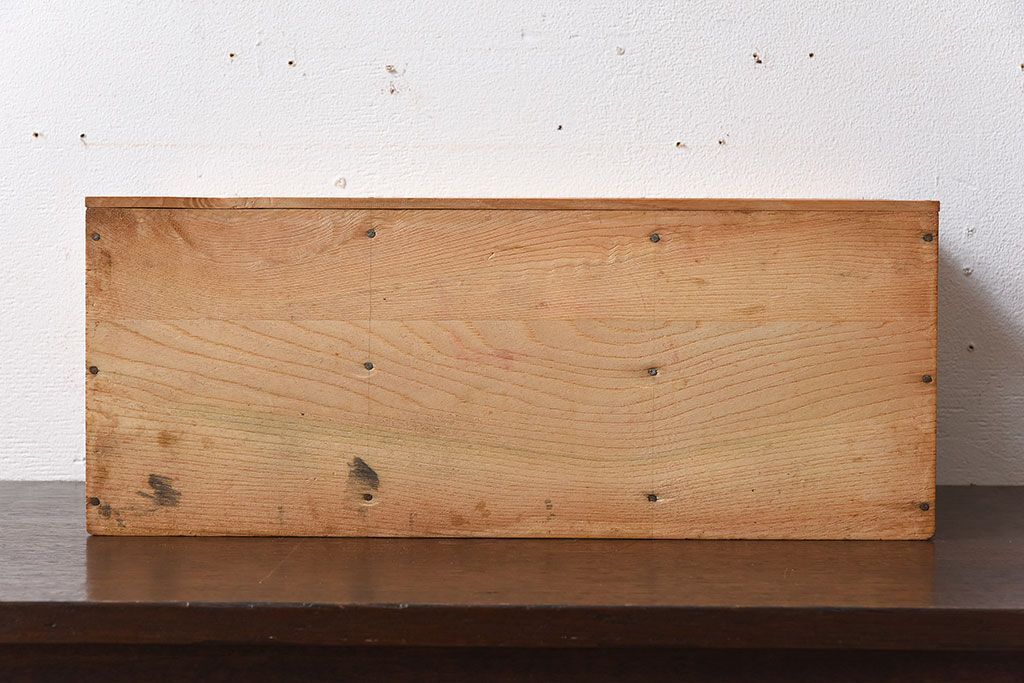 アンティーク雑貨　昭和レトロ　小鳥の透かし彫りがおしゃれなアンティーク本立て