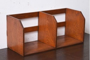 アンティーク雑貨　古い木製の昭和レトロなアンティーク本立て(2)