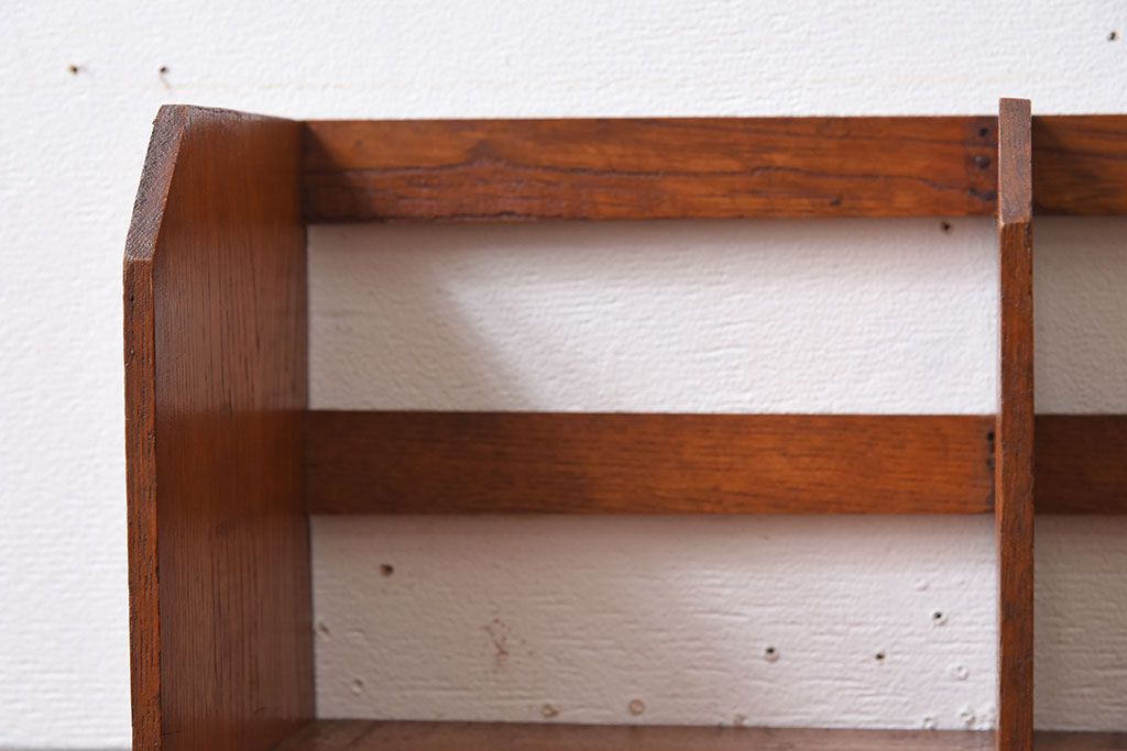 アンティーク雑貨　古い木製の昭和レトロなアンティーク本立て(2)