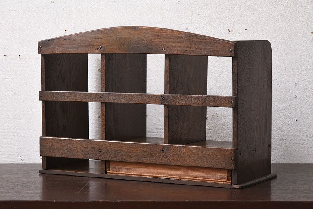 アンティーク雑貨　古い木味のレトロなアンティーク引き出し付き本立て