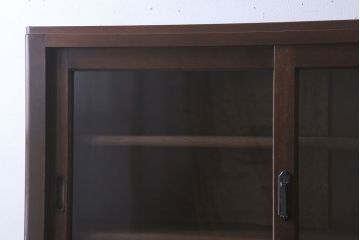 アンティーク家具　おしゃれな脚付き!和製アンティークのガラス戸棚