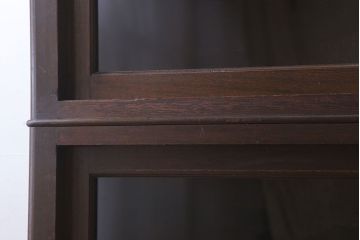 アンティーク家具　おしゃれな脚付き!和製アンティークのガラス戸棚
