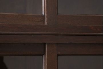 アンティーク家具　おしゃれな脚付き!和製アンティークのガラス戸棚
