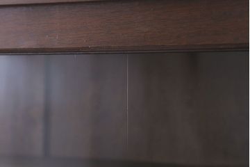 アンティーク家具　おしゃれな脚付き!和製アンティークのガラス戸棚