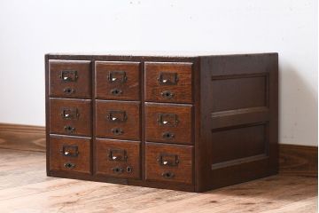 アンティーク家具　ネームプレート取っ手!ナラ材製のアンティークカードケース(小引き出し、図書館、図書室)(2)
