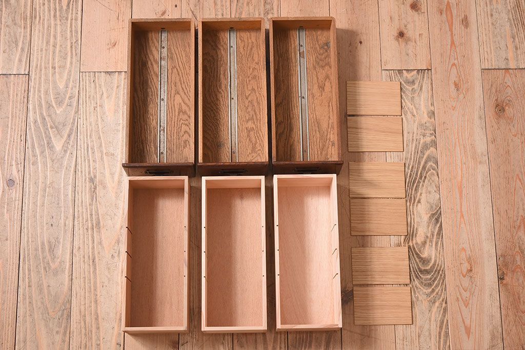 アンティーク家具　ネームプレート取っ手!ナラ材製のアンティークカードケース(小引き出し、図書館、図書室)(2)