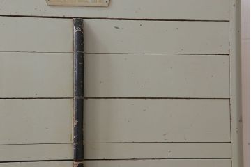 レトロ家具　殺菌灯付き　昭和レトロな消毒器(デンタルキャビネット)