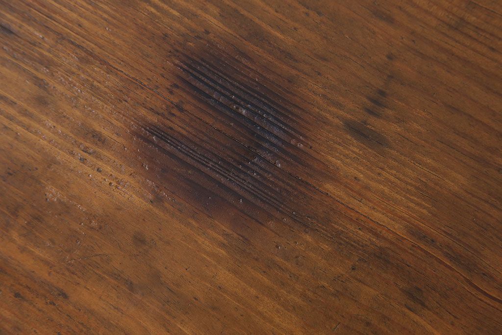 アンティーク家具　素朴でシンプルな木製アンティークベンチ