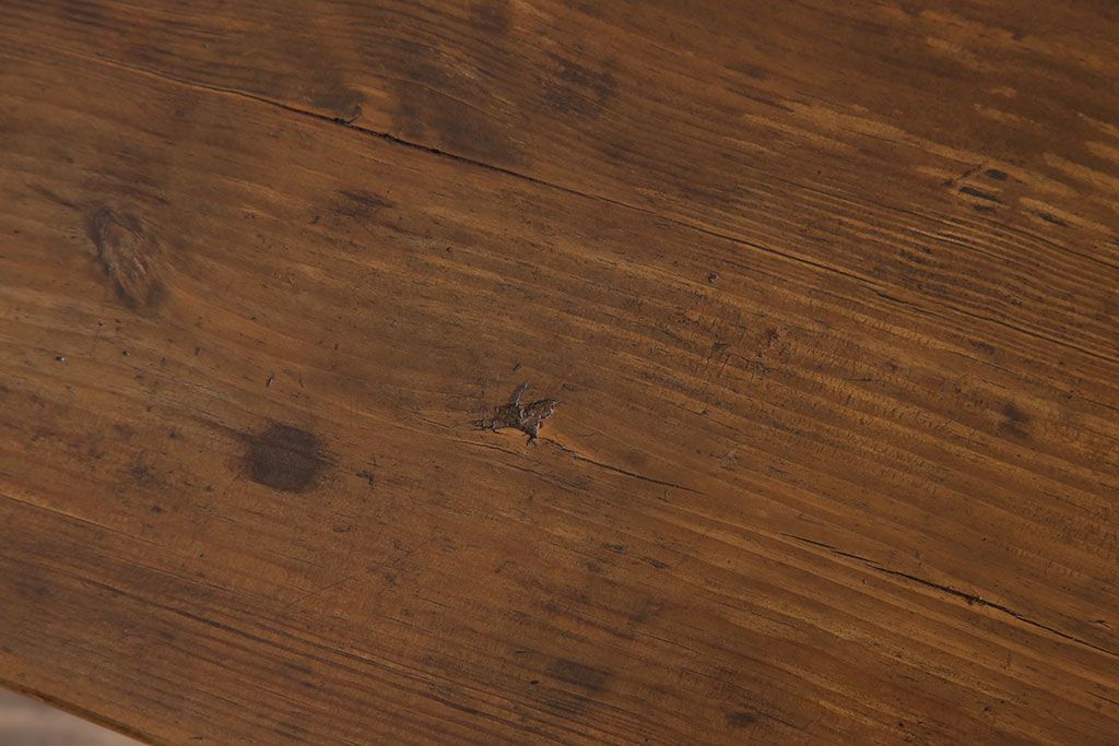 アンティーク家具　素朴でシンプルな木製アンティークベンチ