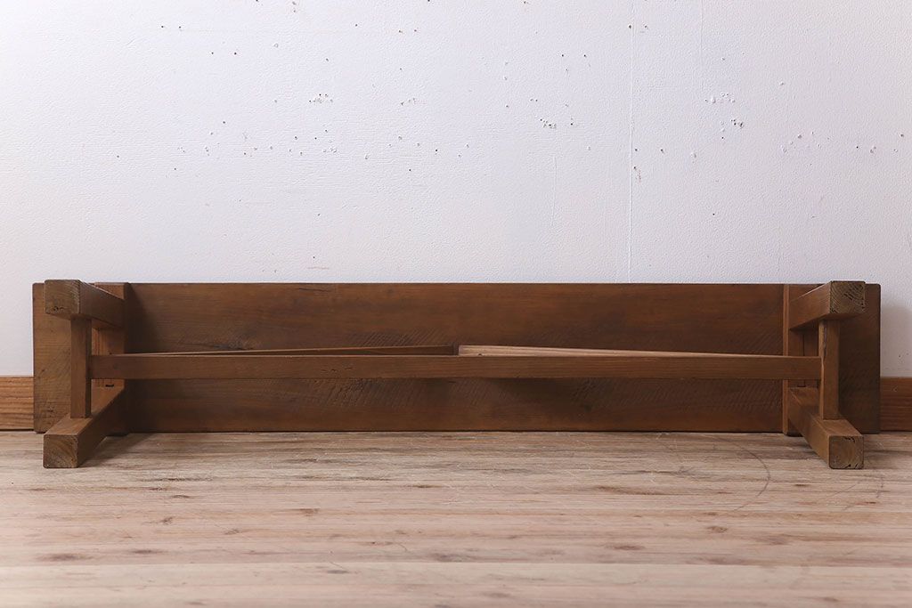 アンティーク家具　素朴でシンプルな木製アンティークベンチ