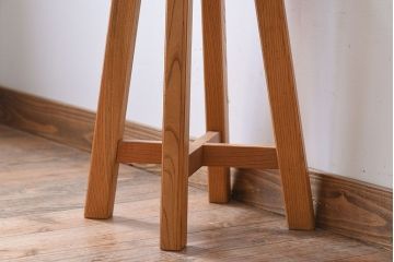 ラフジュ工房オリジナル　欅材古材のシンプルな特製スツール(3)