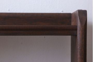 レトロ家具　ラワン材製　古い木のレトロな本棚(ディスプレイラック)