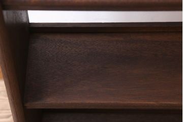 レトロ家具　ラワン材製　古い木のレトロな本棚(ディスプレイラック)