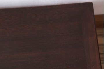 アンティーク家具　上品なデザインの古い総欅製アンティーク二月堂机