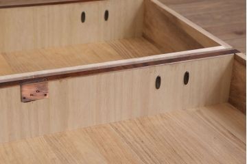 中古 伝統民芸家具 岩谷堂　二段重ね衣装箪笥