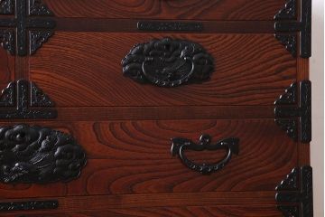 中古 伝統民芸家具 岩谷堂　二段重ね衣装箪笥