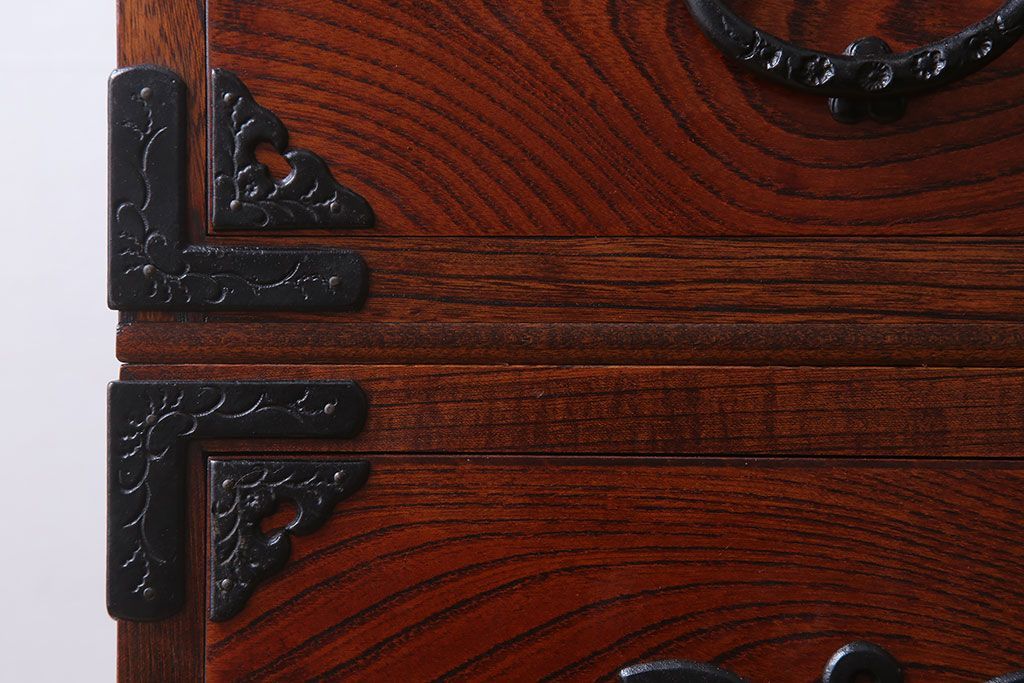 中古 伝統民芸家具 岩谷堂　二段重ね衣装箪笥