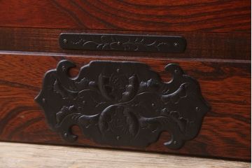 中古 伝統民芸家具 岩谷堂　二段重ね衣装箪笥