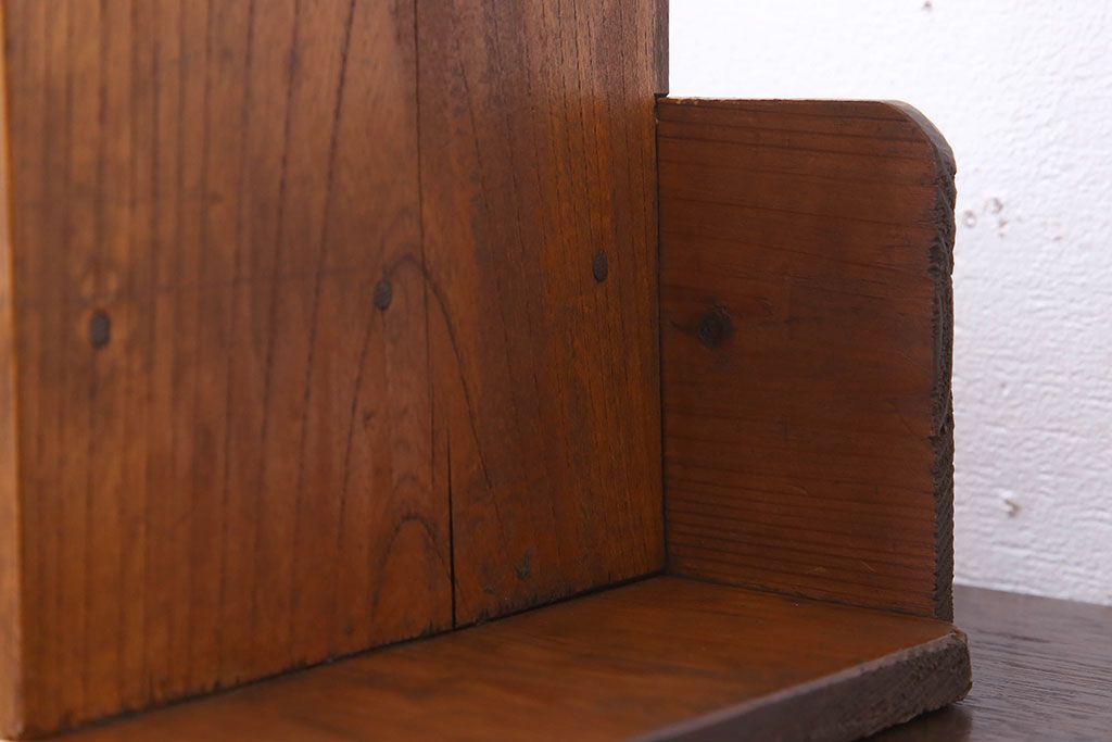 アンティーク雑貨　古い木味のレトロなアンティーク引き出し付き本立て(2)