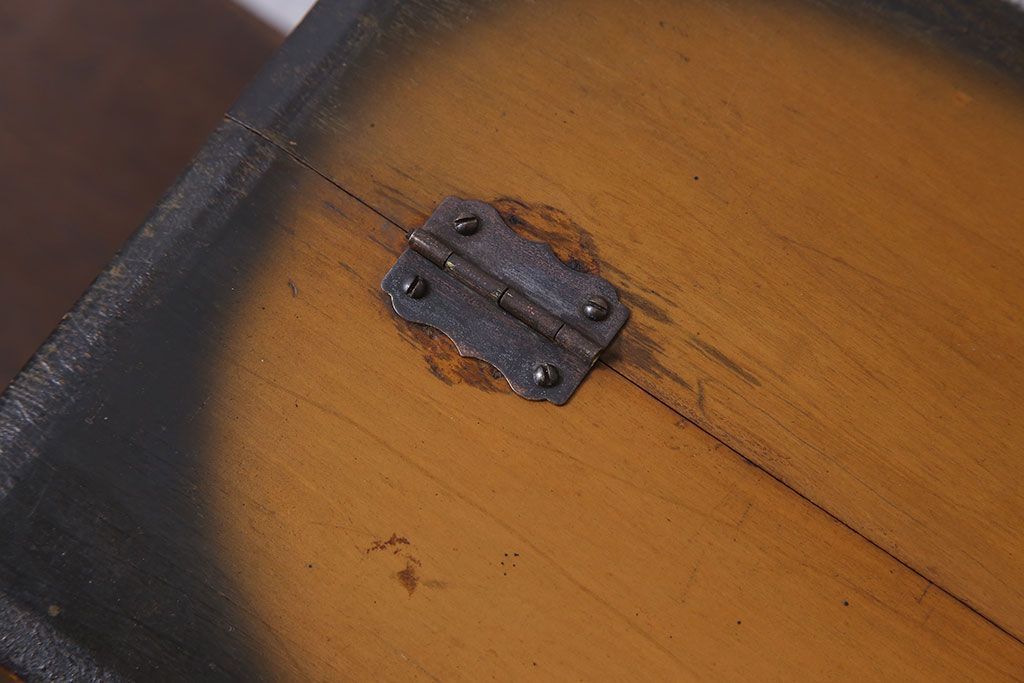 アンティーク雑貨　古い木製のレトロなアンティーク裁縫箱(小引き出し)(2)