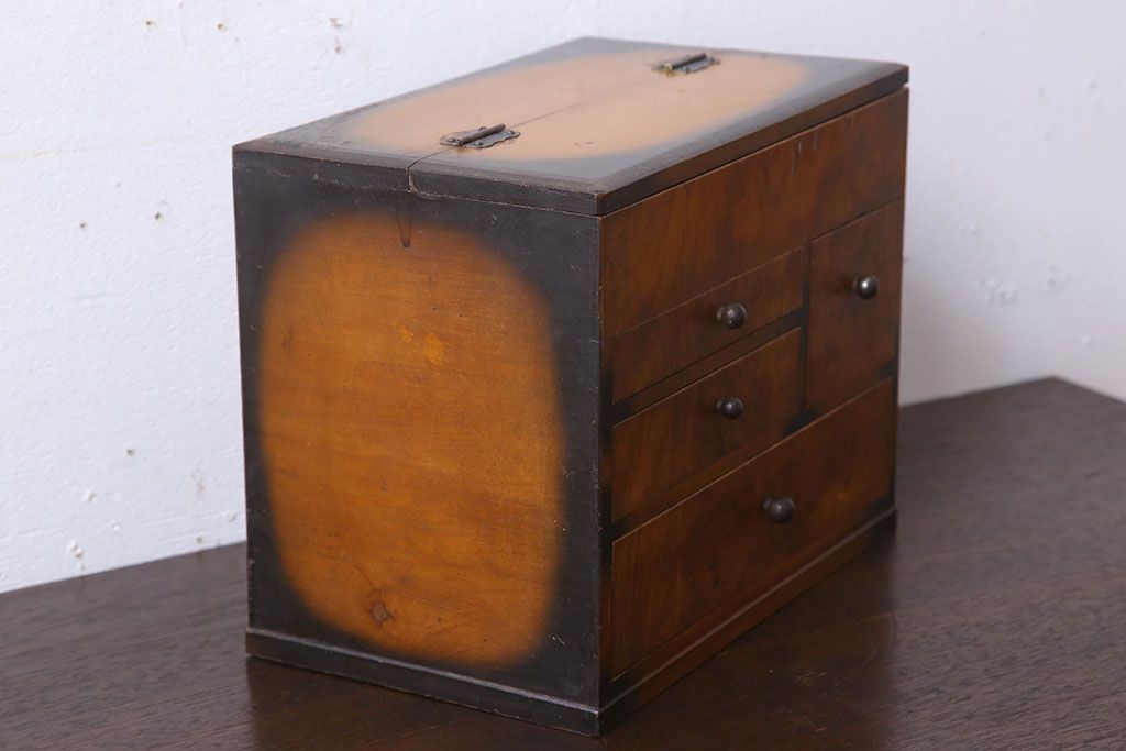 アンティーク雑貨　古い木製のレトロなアンティーク裁縫箱(小引き出し)(2)