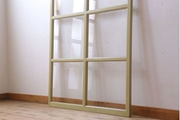 アンティークペイント　おしゃれなフィックス窓