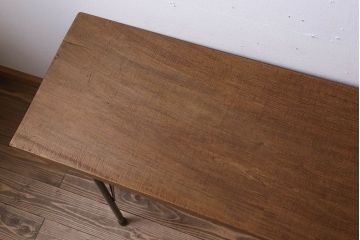 アンティーク家具　天板一枚板　朴の木　シンプルな鉄脚テーブル