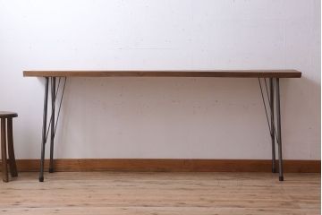 アンティーク家具　天板一枚板　朴の木　シンプルな鉄脚テーブル