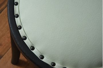 アンティーク家具　ブラックペイント!小ぶりなアンティークベントウッドチェア
