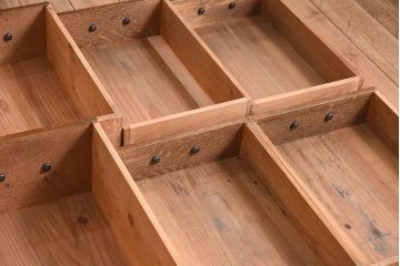 アンティーク家具　タモ材!古い木製のシンプルなアンティーク薄型片袖机