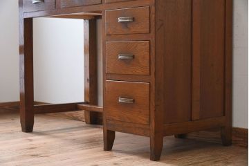 アンティーク家具　タモ材!古い木製のシンプルなアンティーク薄型片袖机