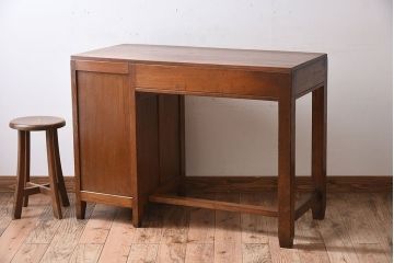 アンティーク家具　タモ材!古い木製のシンプルなアンティーク薄型片袖机