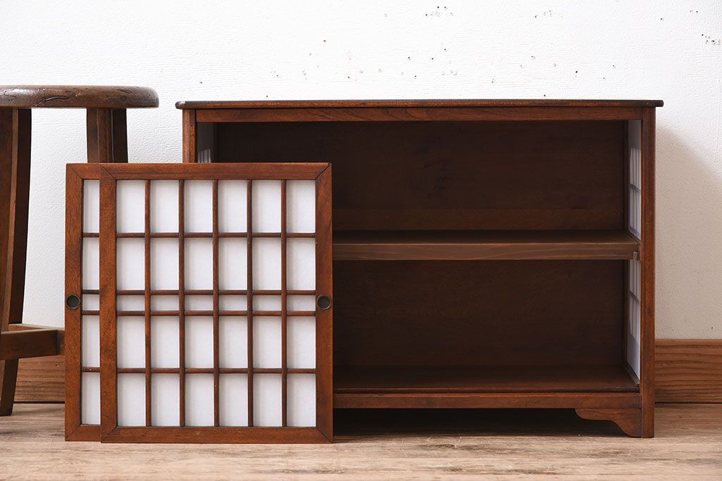 アンティーク家具　樺材!古い木製の小さな障子戸収納棚