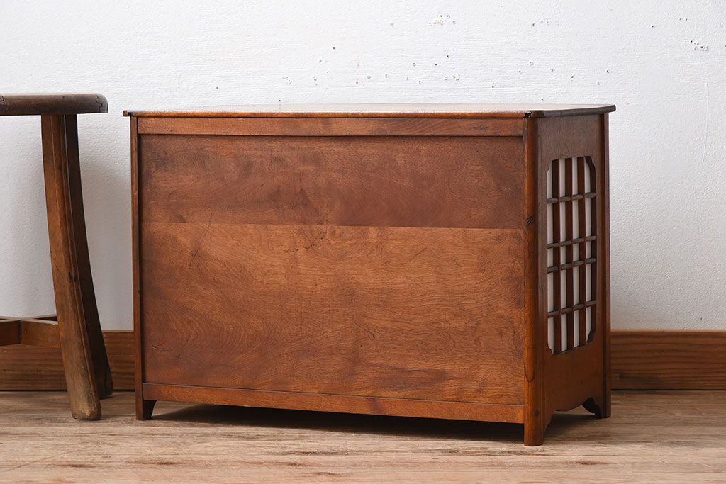 アンティーク家具　樺材!古い木製の小さな障子戸収納棚