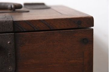 アンティーク雑貨　総欅材　明治期の古い金具付き!アンティーク硯箱(小箱・木箱)