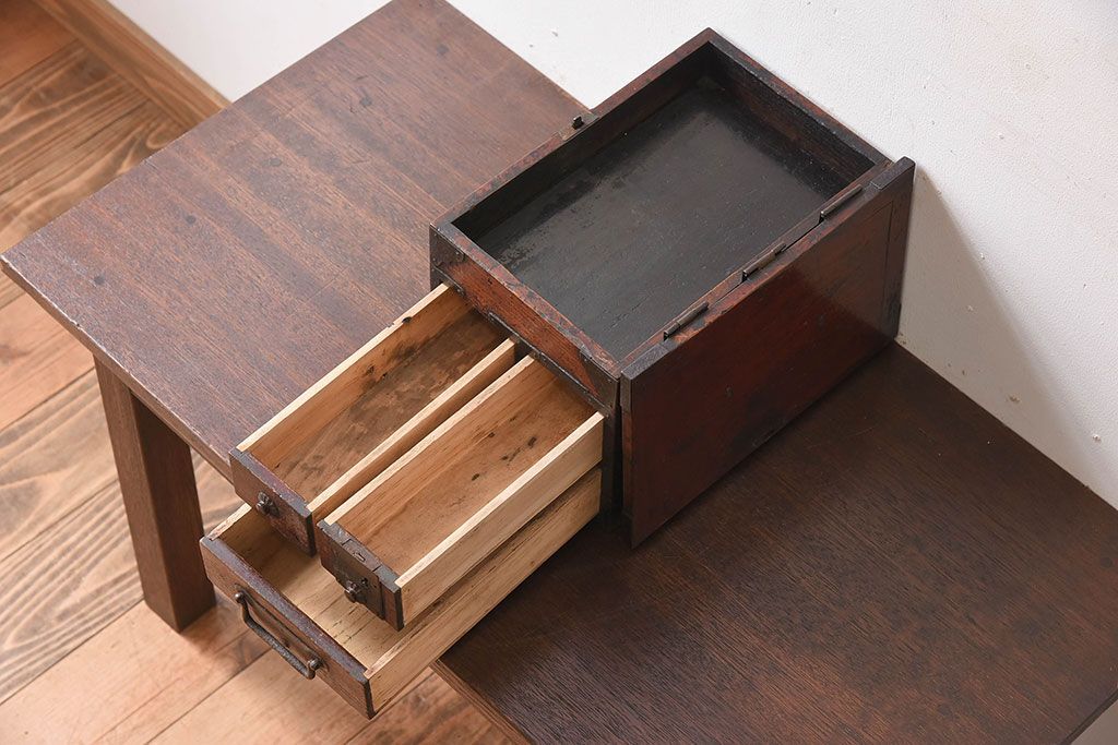 アンティーク雑貨　桐材製　明治大正期の古い金具付きアンティーク硯箱(小箱・木箱)