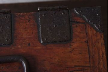 アンティーク雑貨　桐材製　明治大正期の古い金具付きアンティーク硯箱(小箱・木箱)