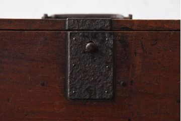 アンティーク雑貨　桐材製　明治大正期の古い金具付きアンティーク硯箱(小箱・木箱)