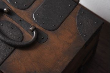アンティーク雑貨　和製アンティーク　金具付き!古い木の印箱(小物収納箱)