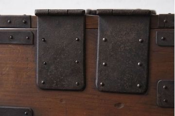 アンティーク雑貨　和製アンティーク　金具付き!古い木の印箱(小物収納箱)