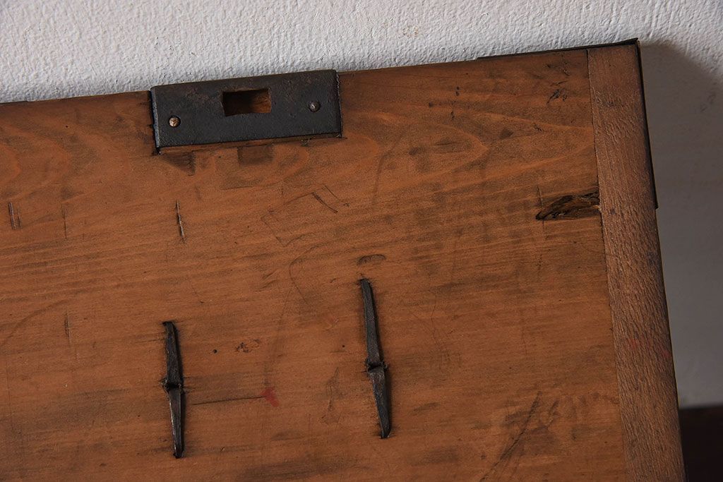 アンティーク雑貨　和製アンティーク　金具付き!古い木の印箱(小物収納箱)