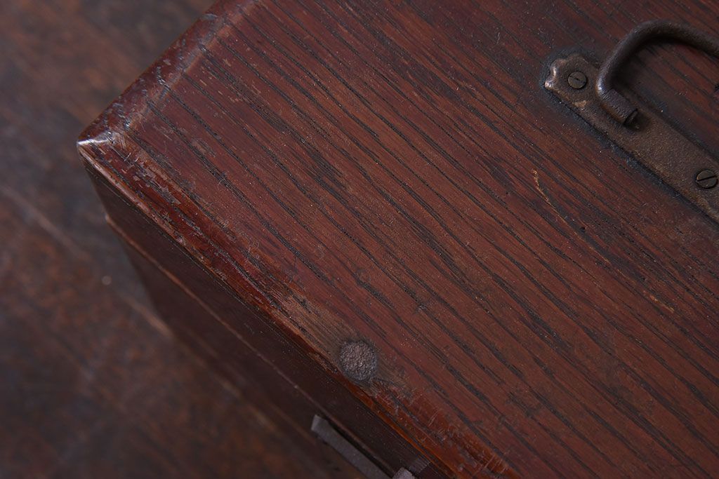 アンティーク雑貨　和製アンティーク　古い木の昭和レトロな印箱(小物収納箱)