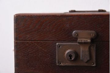 アンティーク雑貨　和製アンティーク　古い木の昭和レトロな印箱(小物収納箱)