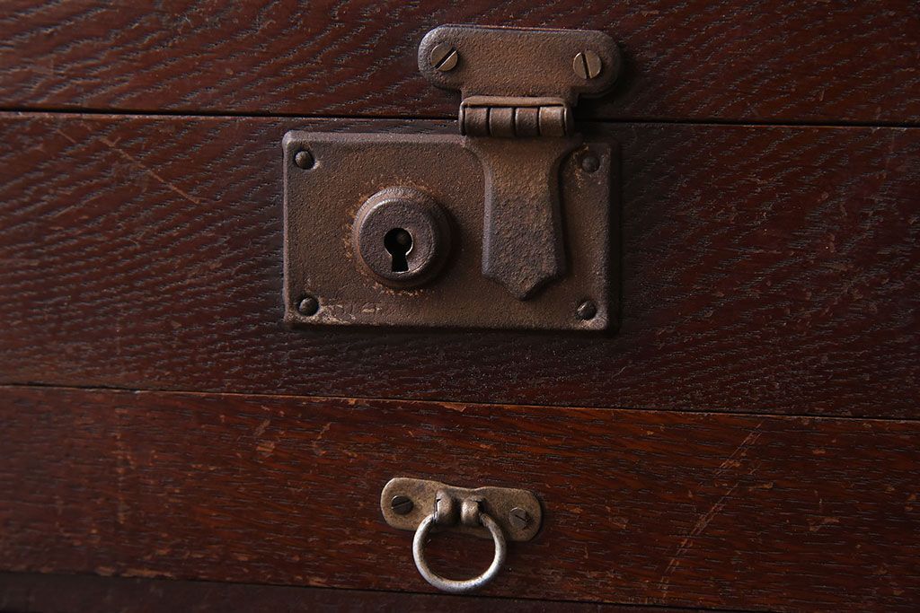 アンティーク雑貨　和製アンティーク　古い木の昭和レトロな印箱(小物収納箱)