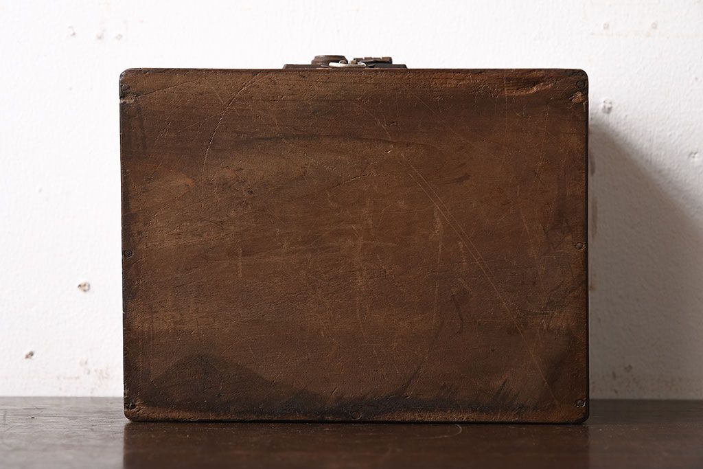 アンティーク雑貨　和製アンティーク　古い木の昭和レトロな印箱(小物収納箱)