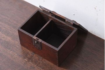 アンティーク雑貨　和製アンティーク　金具付き!古い木の印箱(小物収納箱)(2)