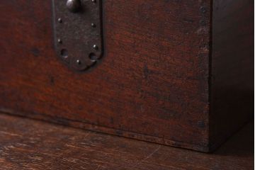 アンティーク雑貨　和製アンティーク　金具付き!古い木の印箱(小物収納箱)(2)